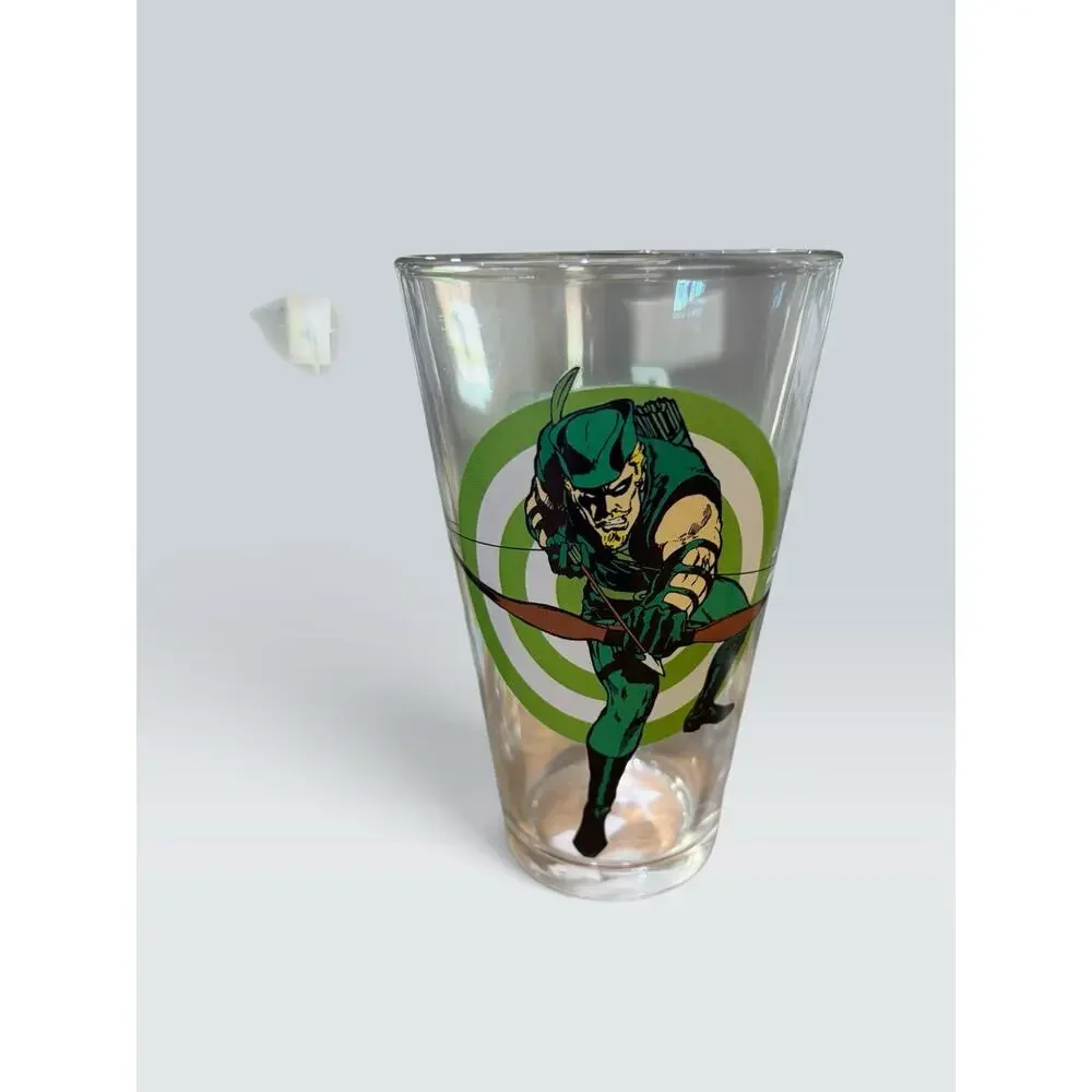 PopFun Toon Tumblers Arrow: The Television Series Close-Up Pint Glass (2015)